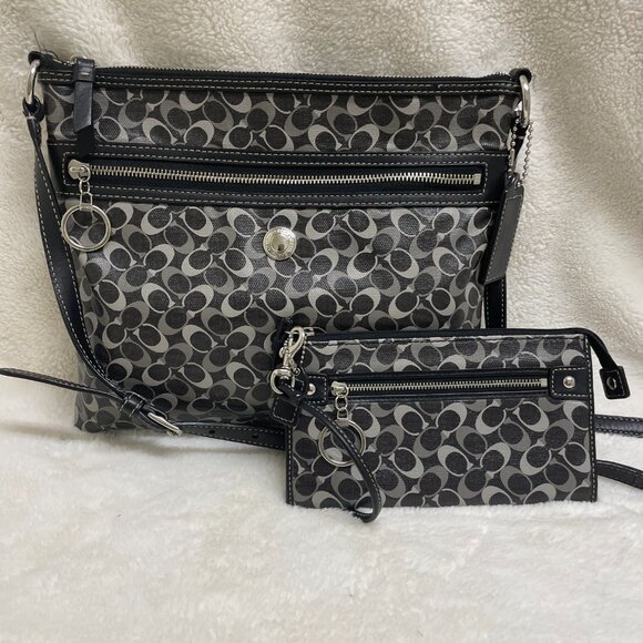 2 for 1!  Coach Chelsea Collection Crossbody w/Matching Wallet Grey/Black F17120 - Picture 12 of 15